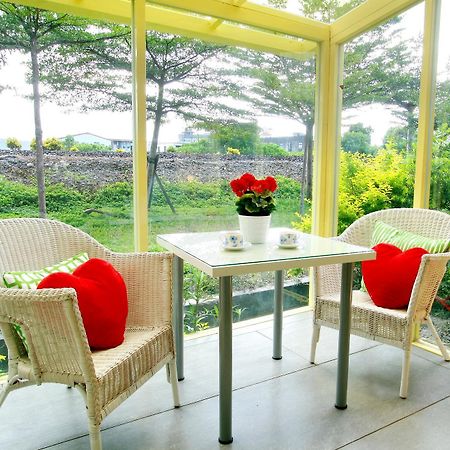 Candy House B & B Yilan Ngoại thất bức ảnh